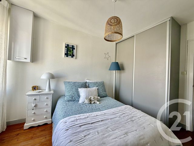Appartement F3 à vendre - 3 pièces - 65.0 m2 - LA ROCHELLE - 17 - POITOU-CHARENTES - Century 21 Agence Du Vieux-Port