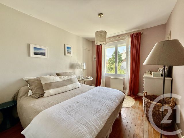 Appartement F3 à vendre - 3 pièces - 65.0 m2 - LA ROCHELLE - 17 - POITOU-CHARENTES - Century 21 Agence Du Vieux-Port