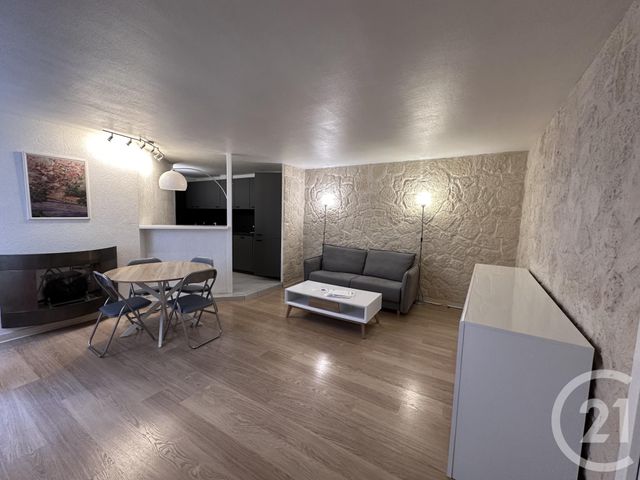 Appartement F2 à louer - 2 pièces - 52.65 m2 - LA ROCHELLE - 17 - POITOU-CHARENTES - Century 21 Agence Du Vieux-Port