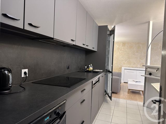 Appartement F2 à louer - 2 pièces - 52.65 m2 - LA ROCHELLE - 17 - POITOU-CHARENTES - Century 21 Agence Du Vieux-Port