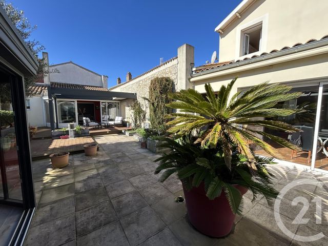 maison à vendre - 5 pièces - 185.45 m2 - LA ROCHELLE - 17 - POITOU-CHARENTES - Century 21 Agence Du Vieux-Port