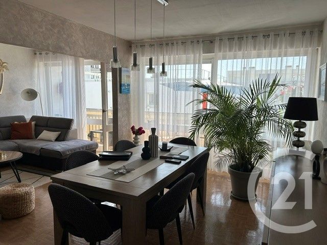 Appartement F3 à vendre - 3 pièces - 70.57 m2 - LA ROCHELLE - 17 - POITOU-CHARENTES - Century 21 Agence Du Vieux-Port