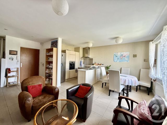 Appartement T2 à vendre - 3 pièces - 62.0 m2 - LA ROCHELLE - 17 - POITOU-CHARENTES - Century 21 Agence Du Vieux-Port
