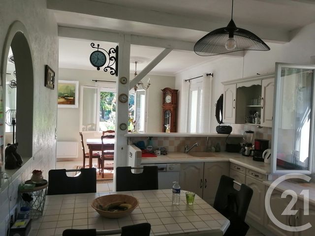 maison à vendre - 6 pièces - 142.01 m2 - PERIGNY - 17 - POITOU-CHARENTES - Century 21 Agence Du Vieux-Port
